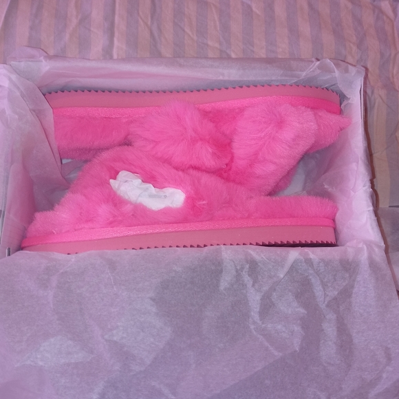 Michael Kors Lala Slippers - Picture 14 of 14